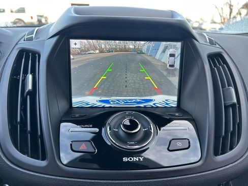 Used 2019 Ford Escape Titanium image 43