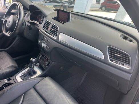 Used 2018 Audi Q3 2.0T Premium Plus w/ Premium Plus Package image 23