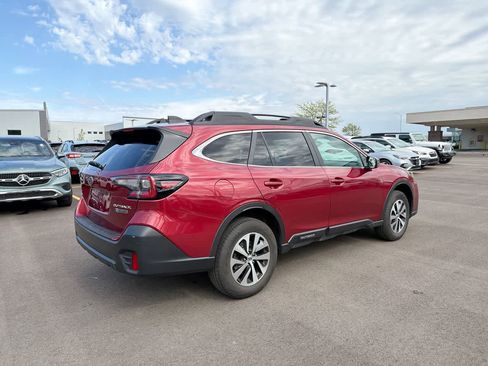Certified 2022 Subaru Outback Premium AWD/4WD image 13