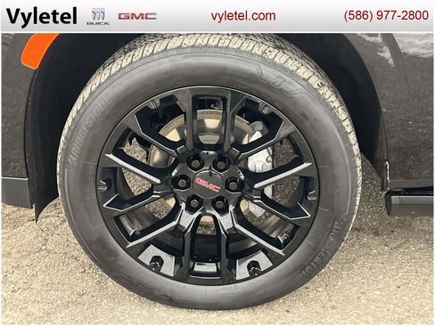 Used 2023 GMC Yukon Denali image 7