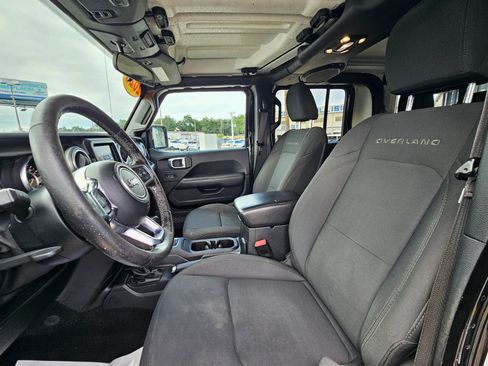 Used 2020 Jeep Gladiator Overland w/ LED Lighting Group AWD/4WD image 14