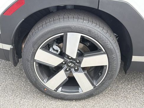 New 2026 Hyundai Santa Fe Limited FWD image 17