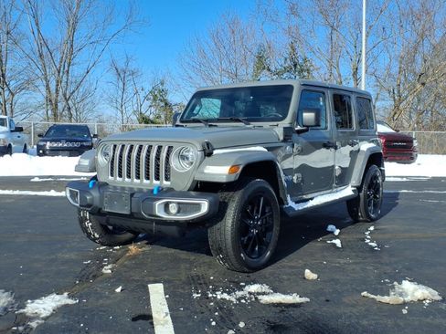 Used 2022 Jeep Wrangler Unlimited Sahara 4xe w/ Cold Weather Group image 7