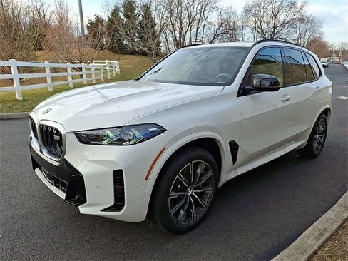 New 2026 BMW X5 M60i image 3