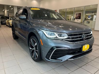 Used 2024 Volkswagen Tiguan SEL R-Line