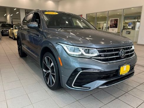 Used 2024 Volkswagen Tiguan SEL R-Line AWD/4WD image 1