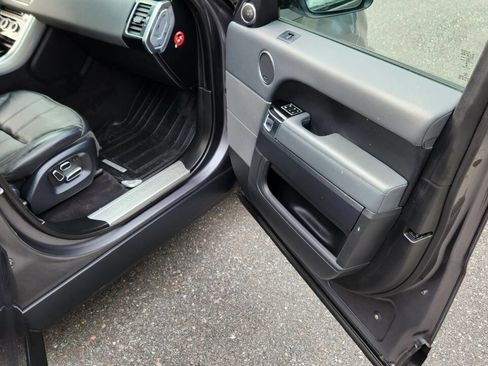 Used 2015 Land Rover Range Rover Sport Supercharged image 43