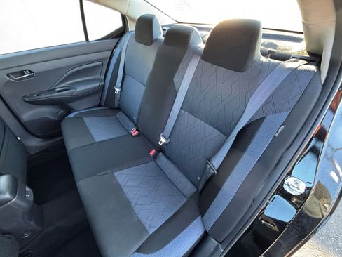 Used 2025 Nissan Versa SV image 36