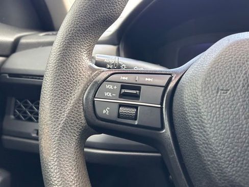 Used 2023 Honda Accord EX image 18