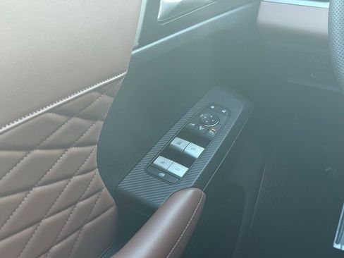 New 2025 Mitsubishi Outlander SEL image 7