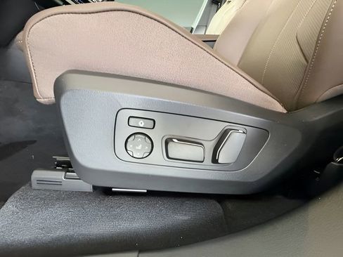 Used 2026 BMW X3 xDrive30 w/ Premium Package image 21