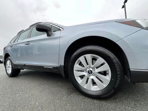 Used 2019 Subaru Outback 2.5i image 10