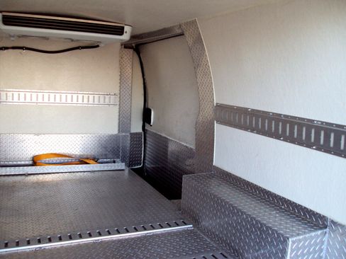 Used 2014 Chevrolet Express 1500 AWD image 12