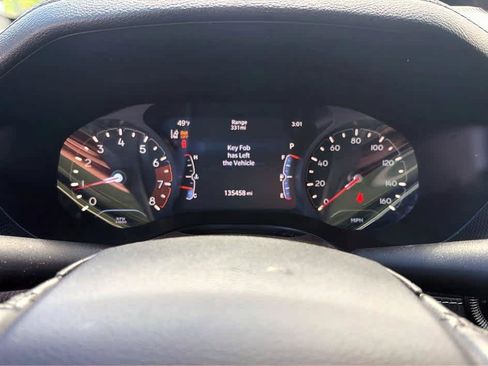 Used 2022 Jeep Compass Latitude w/ Sun and Sound Group AWD/4WD image 19