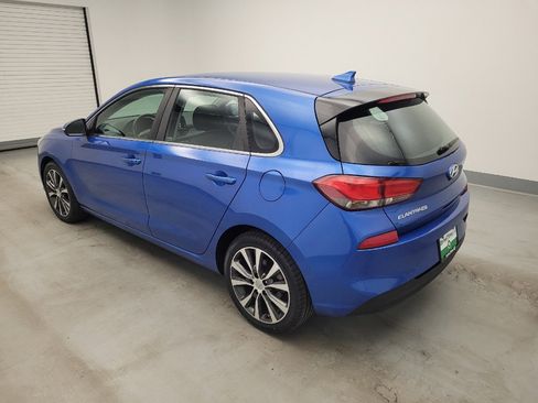 Used 2018 Hyundai Elantra GT w/ Style Package 02 FWD image 3
