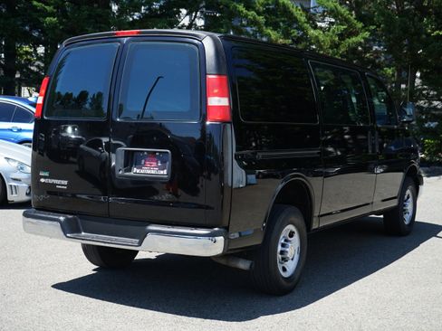 Used 2012 Chevrolet Express 2500 w/ Power Package RWD image 5
