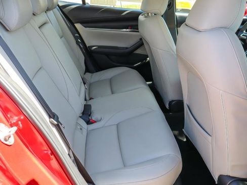Used 2021 MAZDA MAZDA3 s FWD image 12