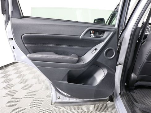Used 2017 Subaru Forester 2.5i Touring image 16