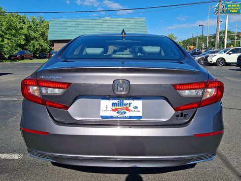 Used 2019 Honda Accord EX image 6