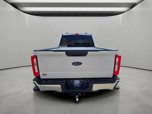 Used 2024 Ford F250 XLT AWD/4WD image 5
