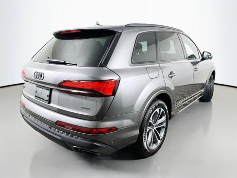 Used 2025 Audi Q7 2.0T Premium w/ Convenience Plus Package AWD/4WD image 7