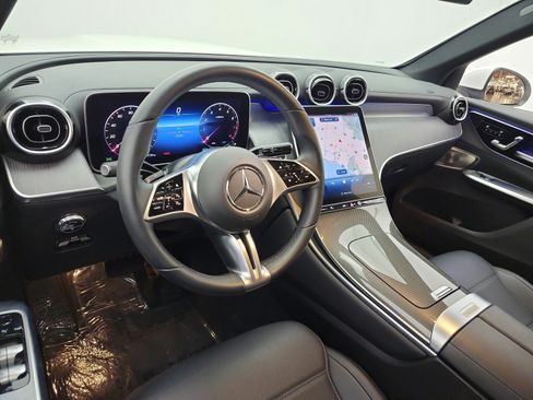 Used 2023 Mercedes-Benz GLC 300 4MATIC image 14
