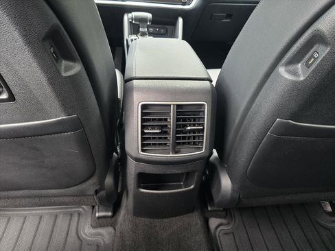 Used 2025 Kia Sportage EX AWD/4WD image 24