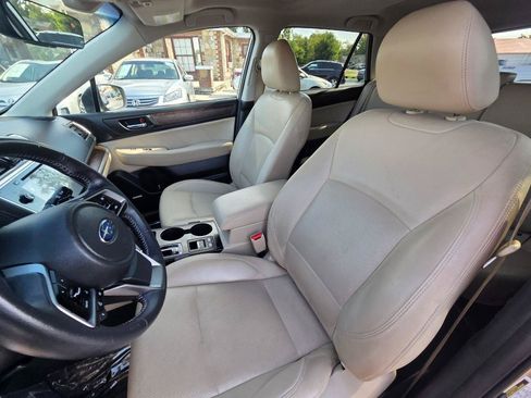 Used 2018 Subaru Outback 2.5i Limited AWD/4WD image 13