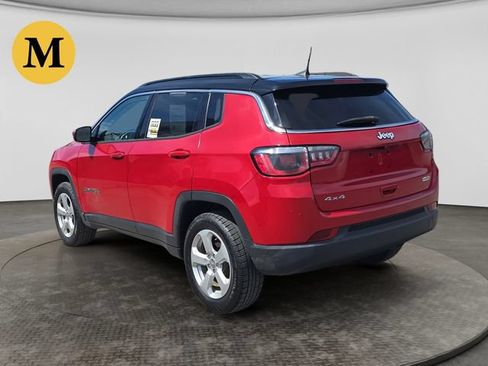 Used 2019 Jeep Compass Latitude w/ Cold Weather Group AWD/4WD image 3