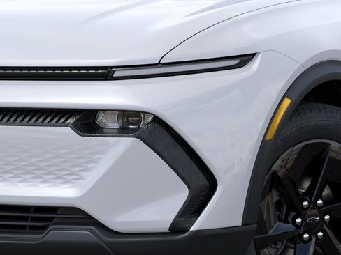 New 2026 Chevrolet Equinox EV LT w/ Midnight Package FWD image 10