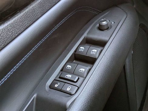 New 2026 Jeep Compass Latitude image 23