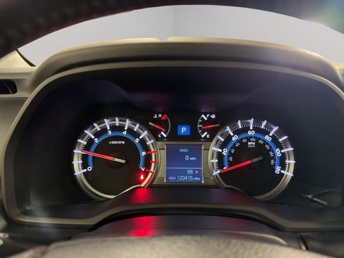 Used 2017 Toyota 4Runner SR5 image 12