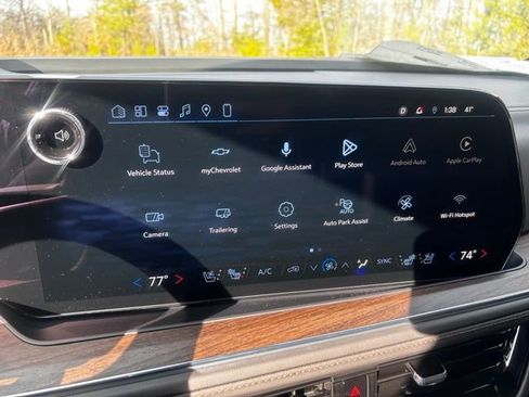 New 2026 Chevrolet Suburban High Country AWD/4WD image 31