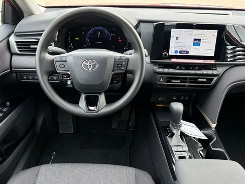 New 2026 Toyota Camry LE image 9