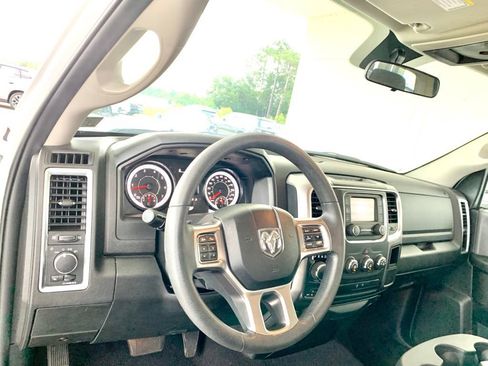Used 2024 RAM 1500 Classic SLT AWD/4WD image 13