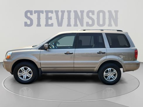 Used 2004 Honda Pilot EX image 2