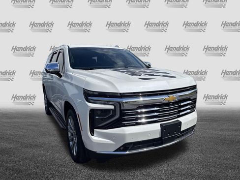 Used 2025 Chevrolet Tahoe Premier w/ Sun And Tow Package RWD image 3