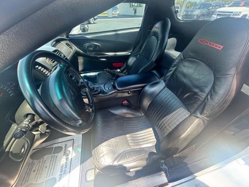 Used 2002 Chevrolet Corvette Z06 w/ Memory Pkg RWD image 10