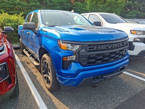 Certified 2022 Chevrolet Silverado 1500 Custom w/ Rally Edition AWD/4WD image 3