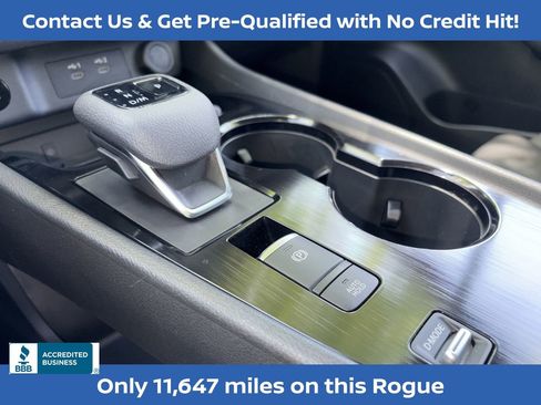 Used 2024 Nissan Rogue SL w/ SL Premium Package FWD image 19