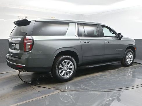 Used 2023 Chevrolet Suburban Premier image 49