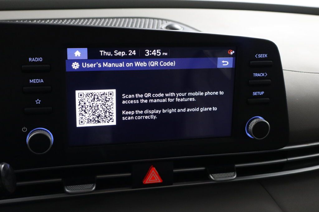 Used 2023 Hyundai Elantra SEL w/ Cargo Package FWD image 33
