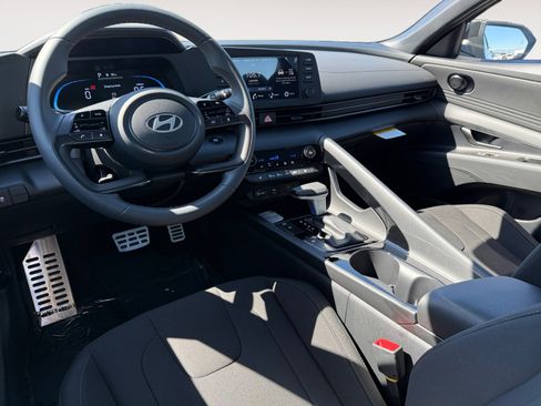 New 2026 Hyundai Elantra SEL Sport Premium FWD image 15