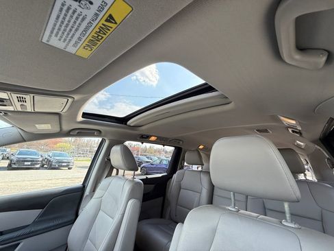 Used 2014 Honda Odyssey EX-L image 24