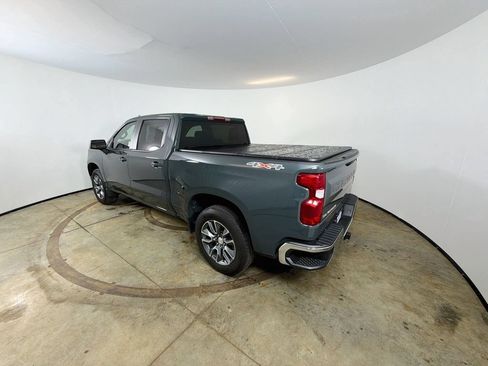 Used 2025 Chevrolet Silverado 1500 LT AWD/4WD image 7