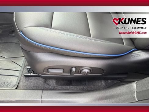 New 2026 Buick Envista Sport Touring w/ Convenience I Package FWD image 13