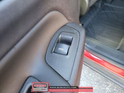 Used 2022 Chevrolet Equinox LT image 17