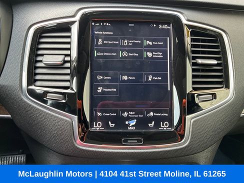 Used 2017 Volvo XC90 T6 Momentum image 5