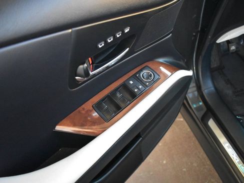 Used 2011 Lexus RX 450h AWD w/ Premium Pkg image 52
