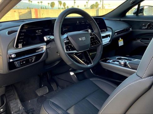 New 2025 Cadillac Lyriq Sport AWD/4WD image 9